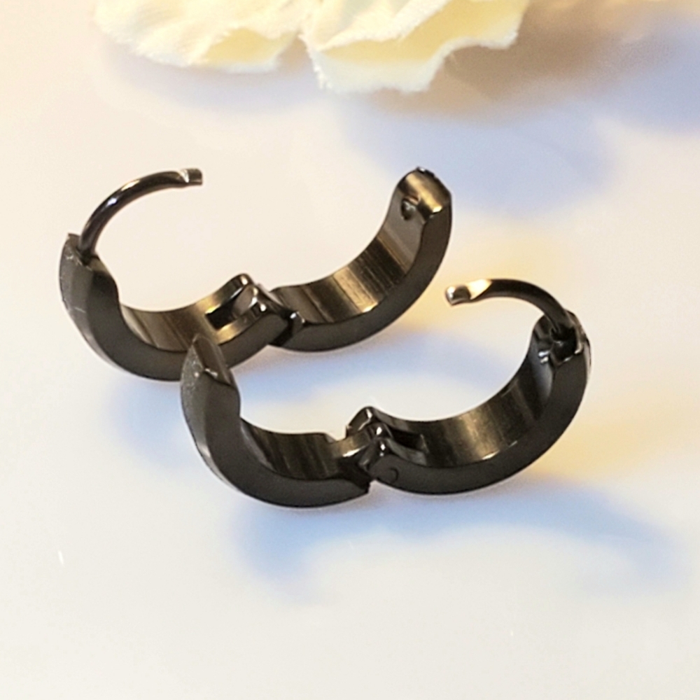 NEW Huggie Earrings - Picture 6 of 9